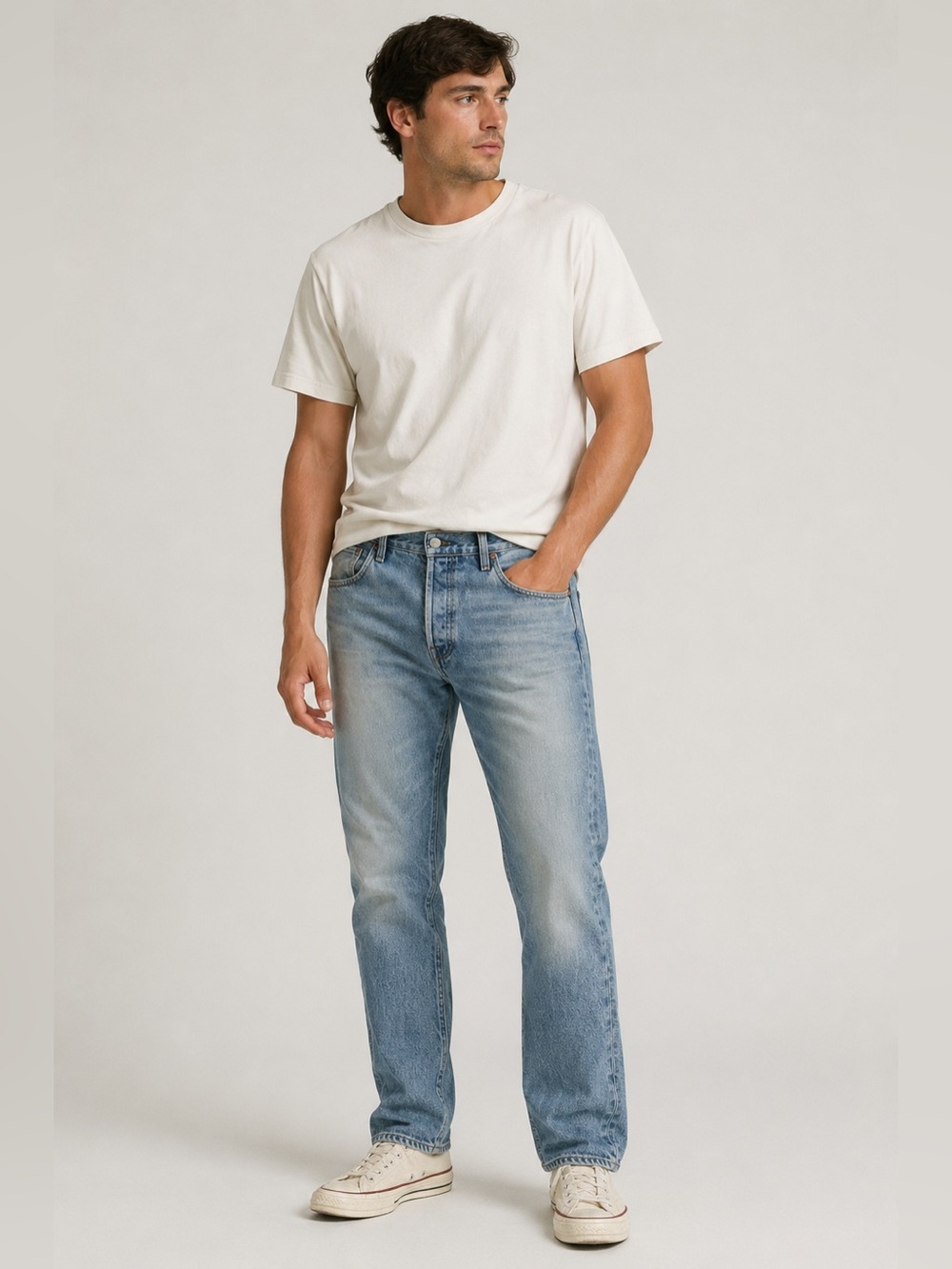 Levi's 501 Y2K Straight Light Wash Blue Button Fly Straight Leg Jeans Size 33”